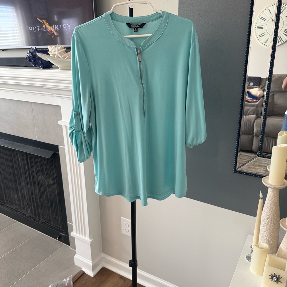 Ellen Tracy Aqua Zip-Front Blouse